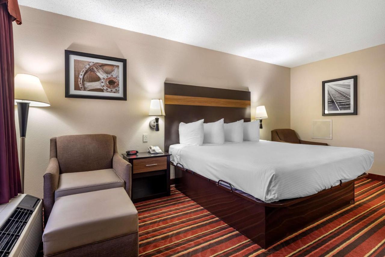 Best Western Lindale Inn Εξωτερικό φωτογραφία