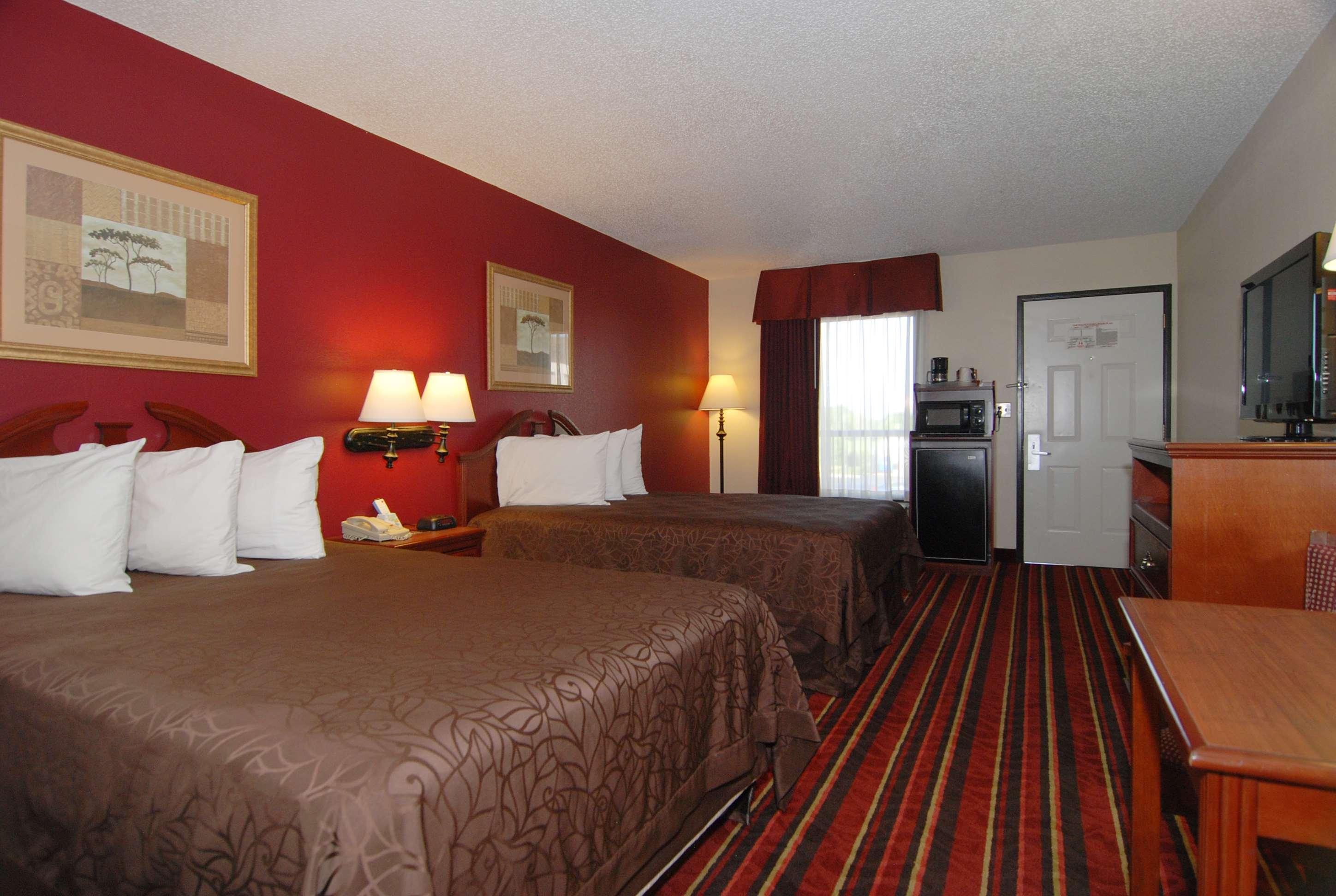 Best Western Lindale Inn Εξωτερικό φωτογραφία